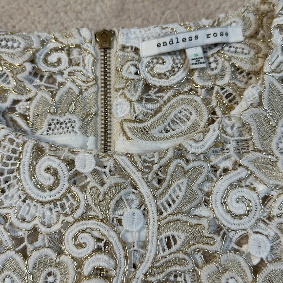 Endless Rose Tops - Picture 2 of 2